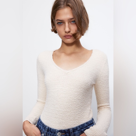 Zara Tops - NWOT Zara Textured Knit Bodysuit